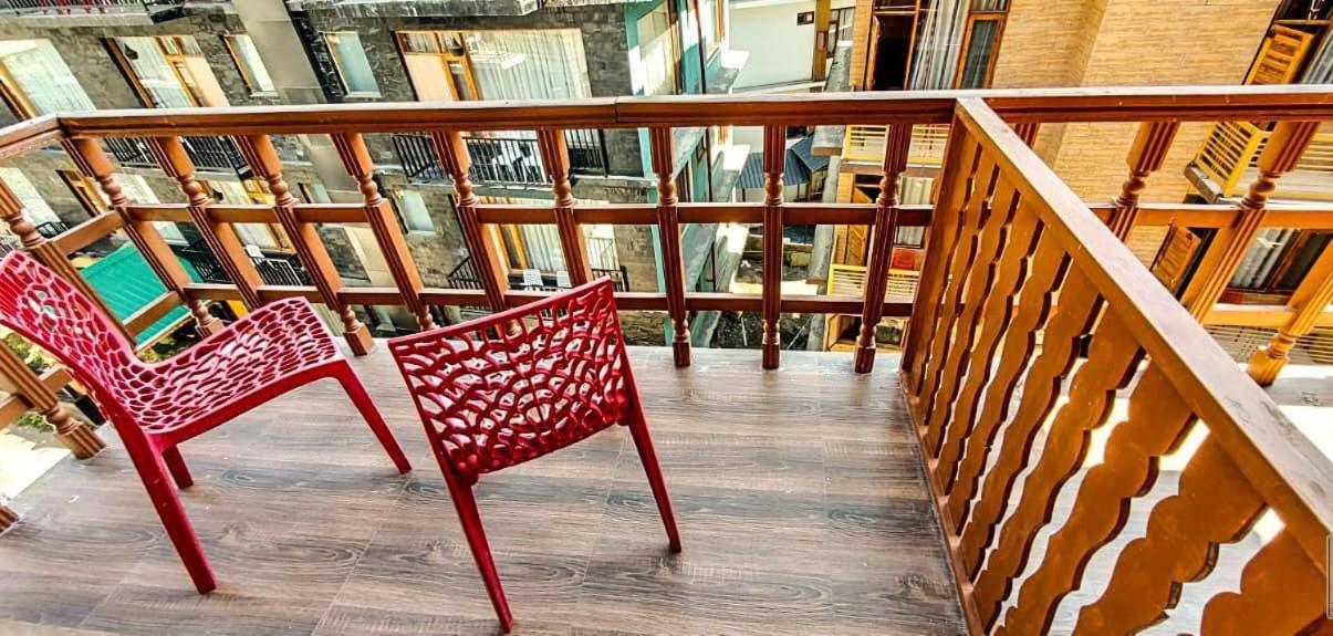 The Red Apple Manali Hotel - Manali (Himachal Pradesh) — Photos 3